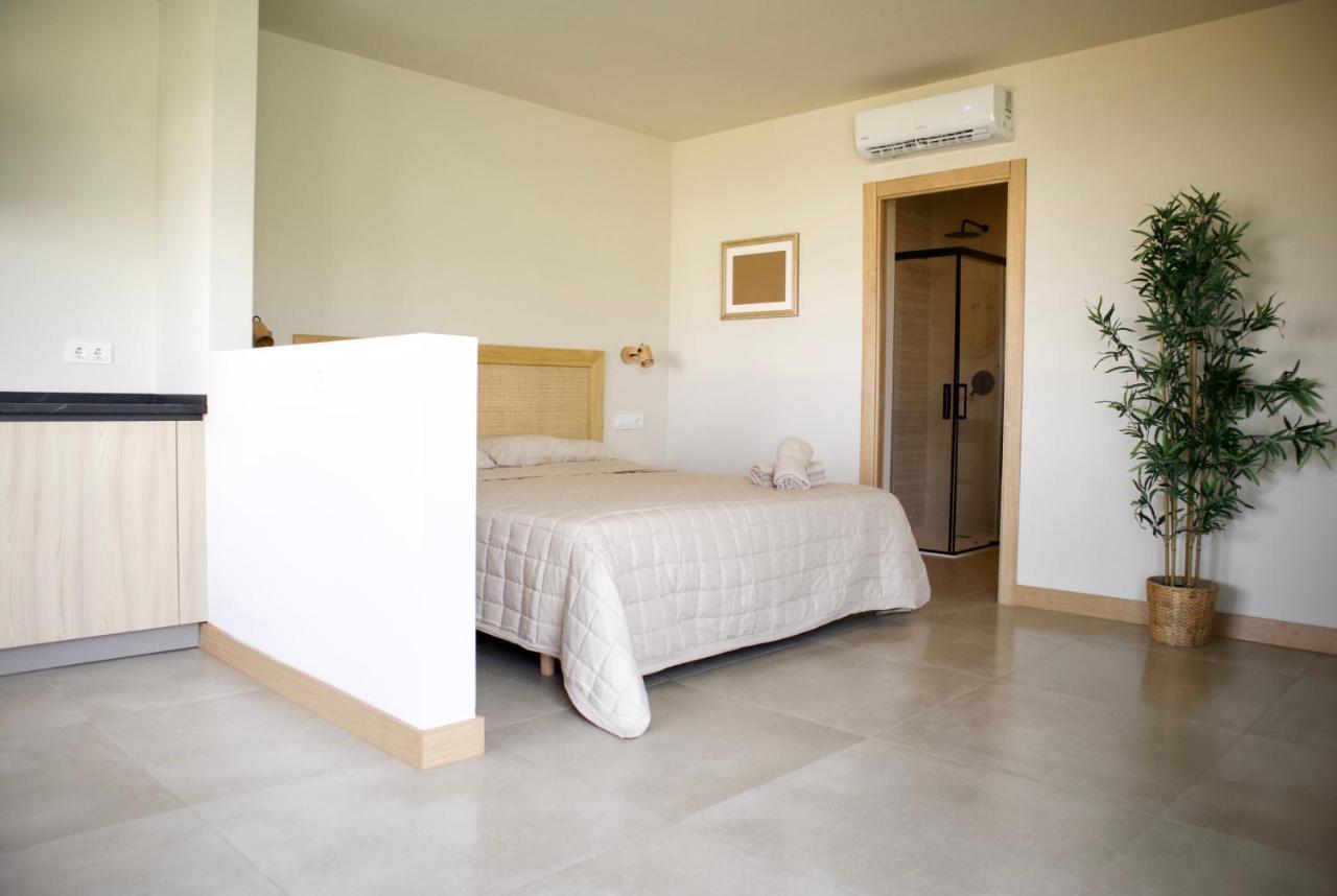 Alojamiento Rural Finca Azucena Suite كونيل ذي لا فرونتيرا المظهر الخارجي الصورة