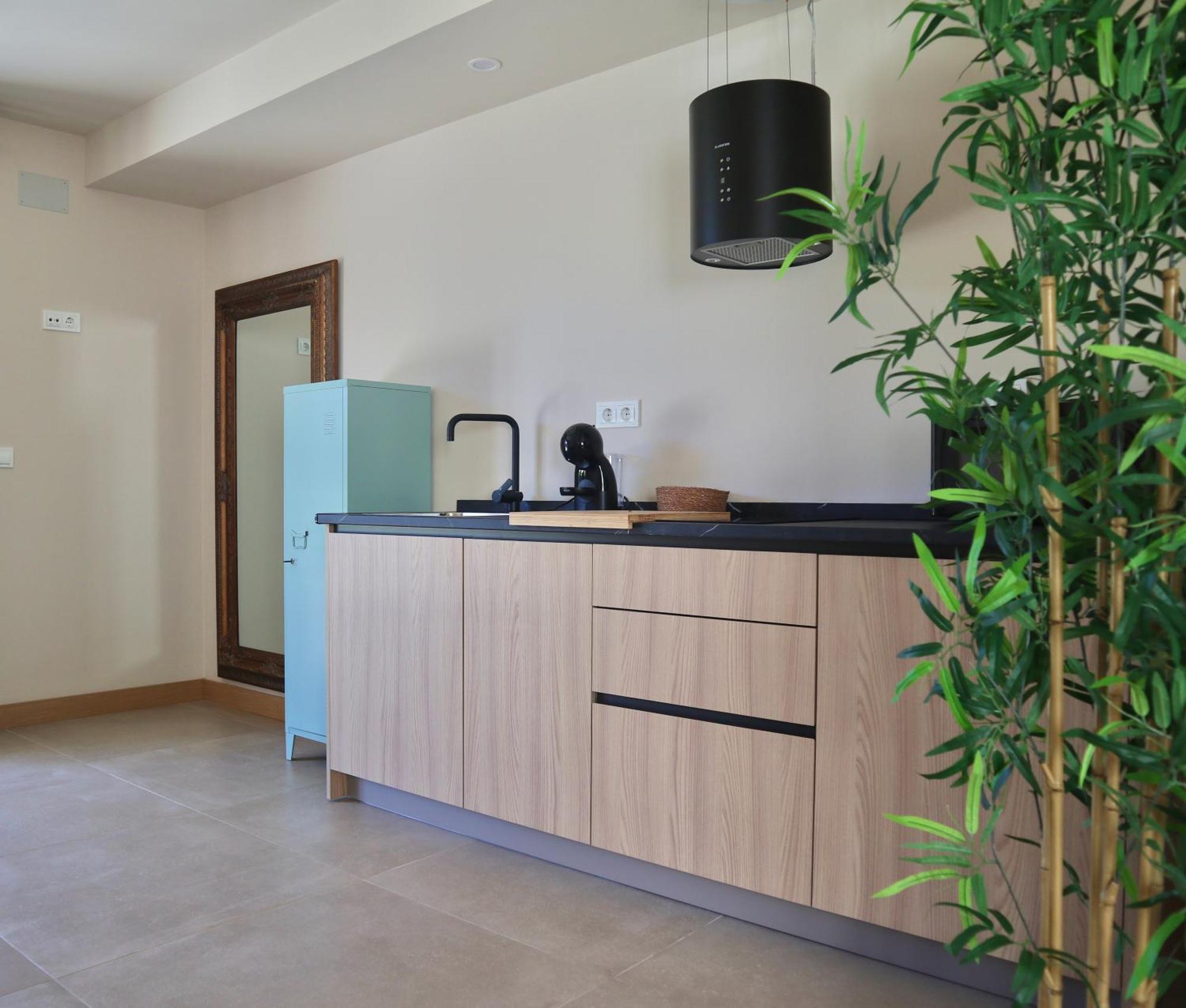 Alojamiento Rural Finca Azucena Suite كونيل ذي لا فرونتيرا المظهر الخارجي الصورة