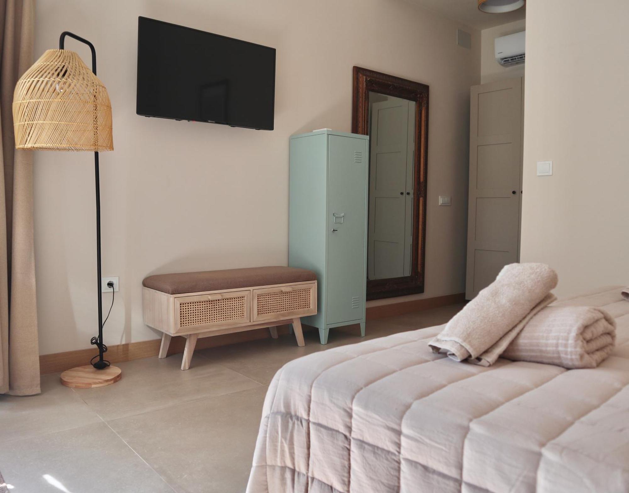 Alojamiento Rural Finca Azucena Suite كونيل ذي لا فرونتيرا المظهر الخارجي الصورة