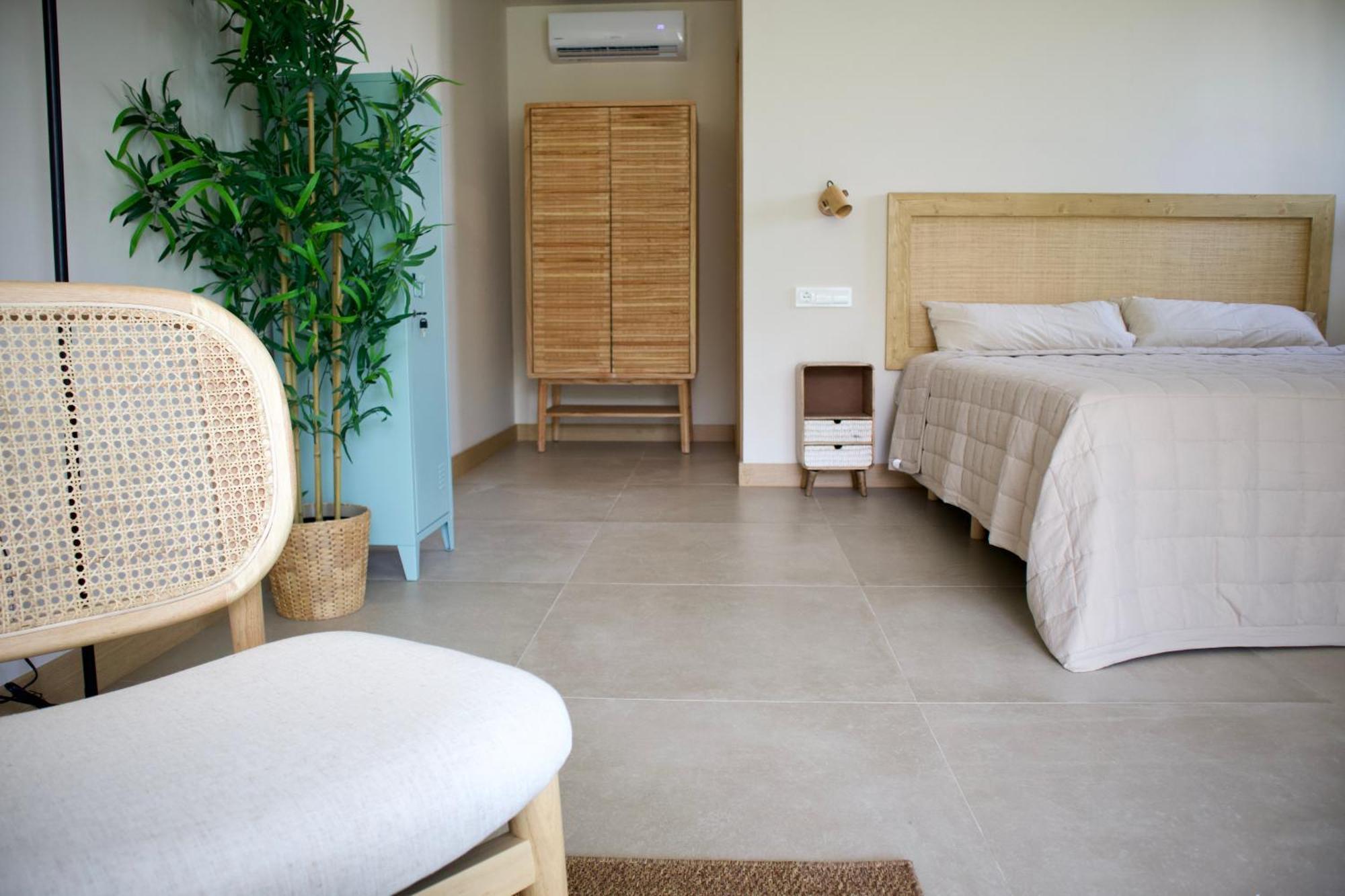 Alojamiento Rural Finca Azucena Suite كونيل ذي لا فرونتيرا المظهر الخارجي الصورة