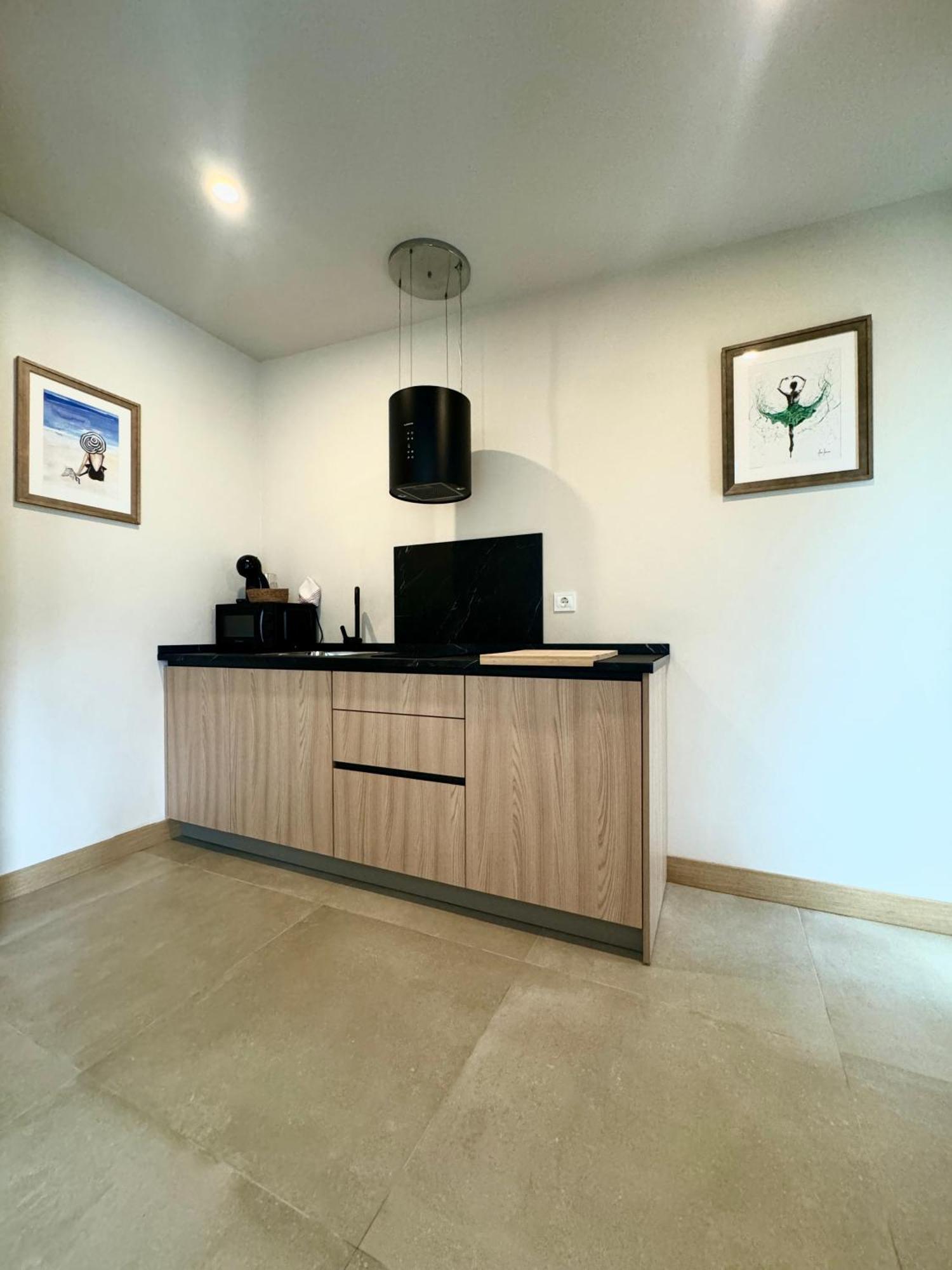 Alojamiento Rural Finca Azucena Suite كونيل ذي لا فرونتيرا المظهر الخارجي الصورة