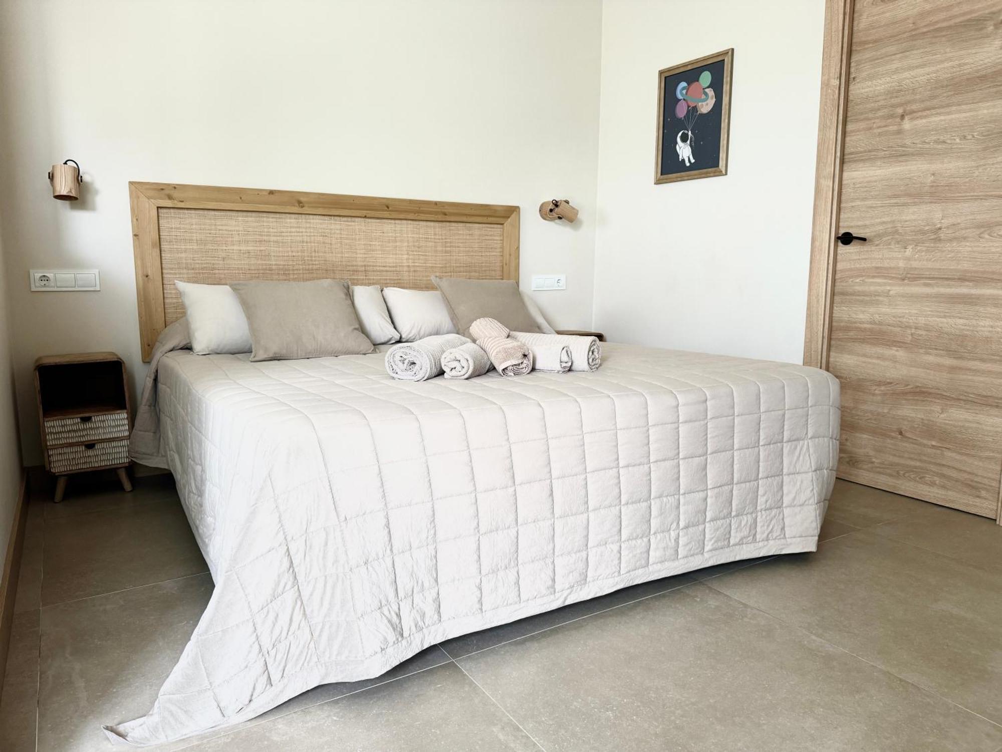 Alojamiento Rural Finca Azucena Suite كونيل ذي لا فرونتيرا المظهر الخارجي الصورة
